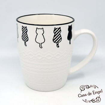 Kubek tłoczony czarne kotki