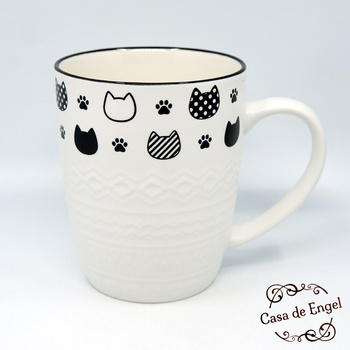 Kubek tłoczony kocie główki i łapki